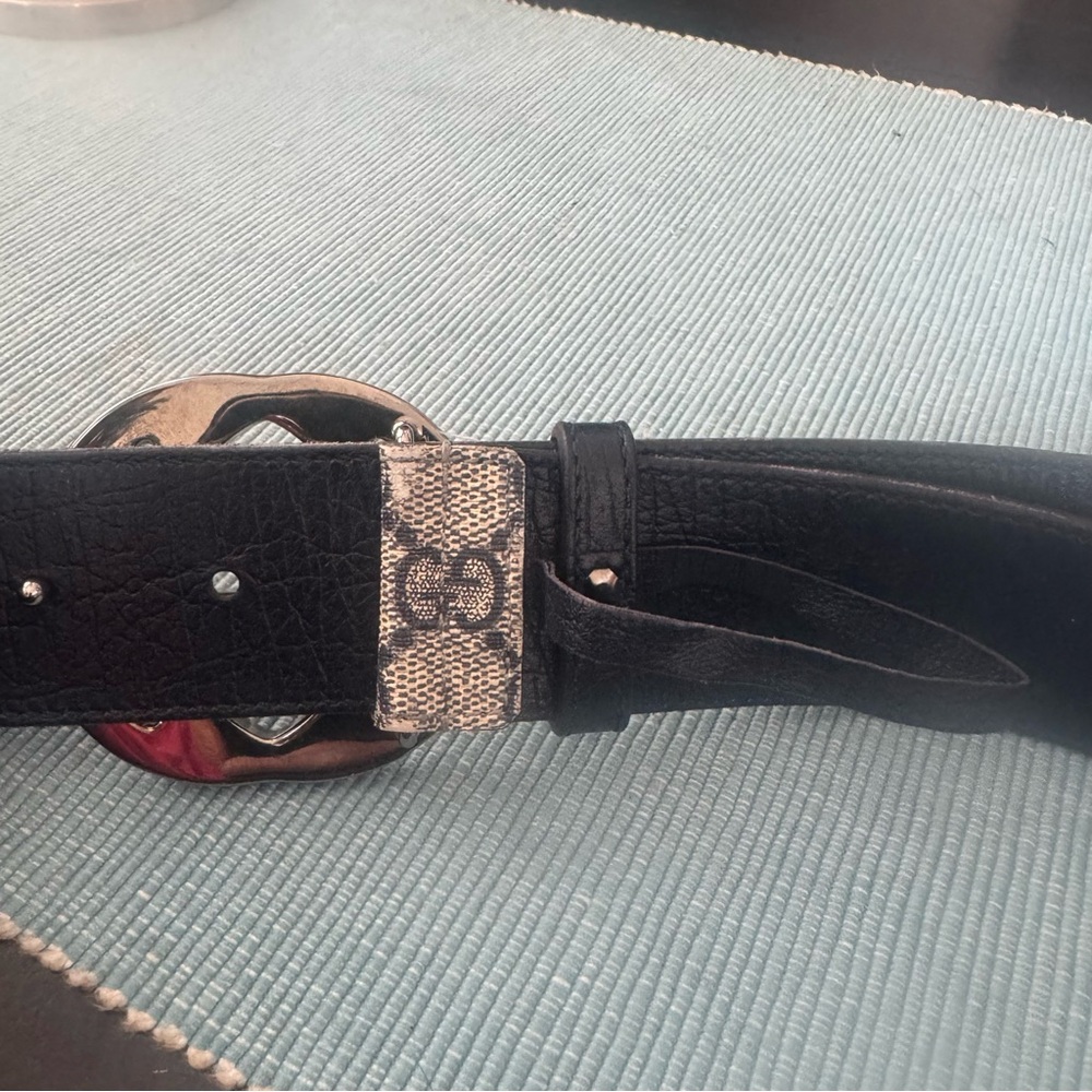 Gucci Beige and Navy Monogram Belt with Silver GG Buckle - Picture 11 of 12